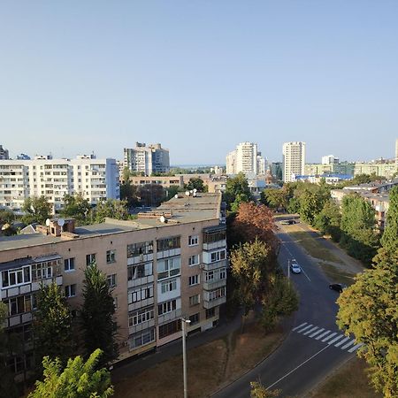 Комфортная 1-Комнатная Новопречистенская 1 Cherkasy Exterior foto